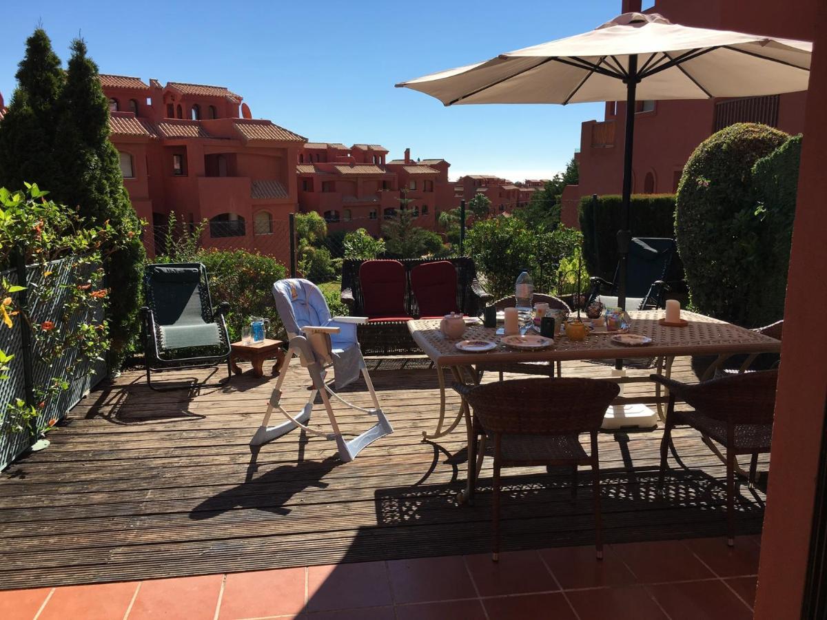 Luxury 2-Bedrooms & Bathrooms Estepona Apartment Екстериор снимка