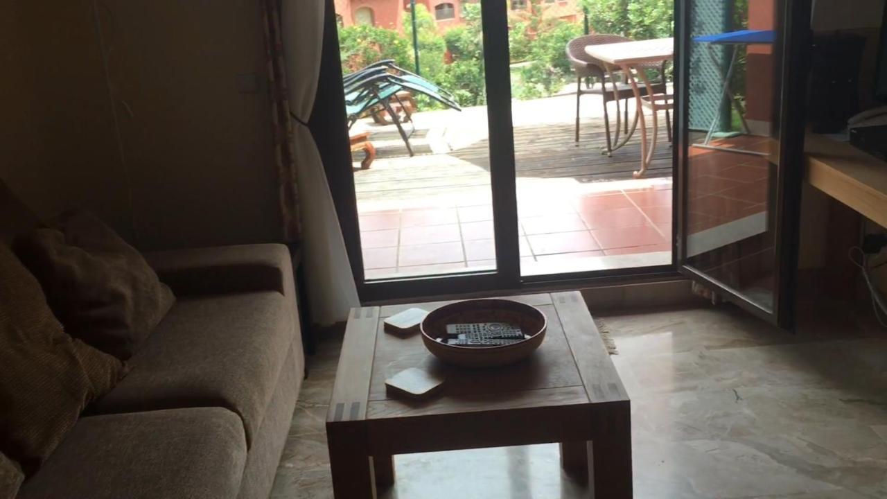 Luxury 2-Bedrooms & Bathrooms Estepona Apartment Екстериор снимка