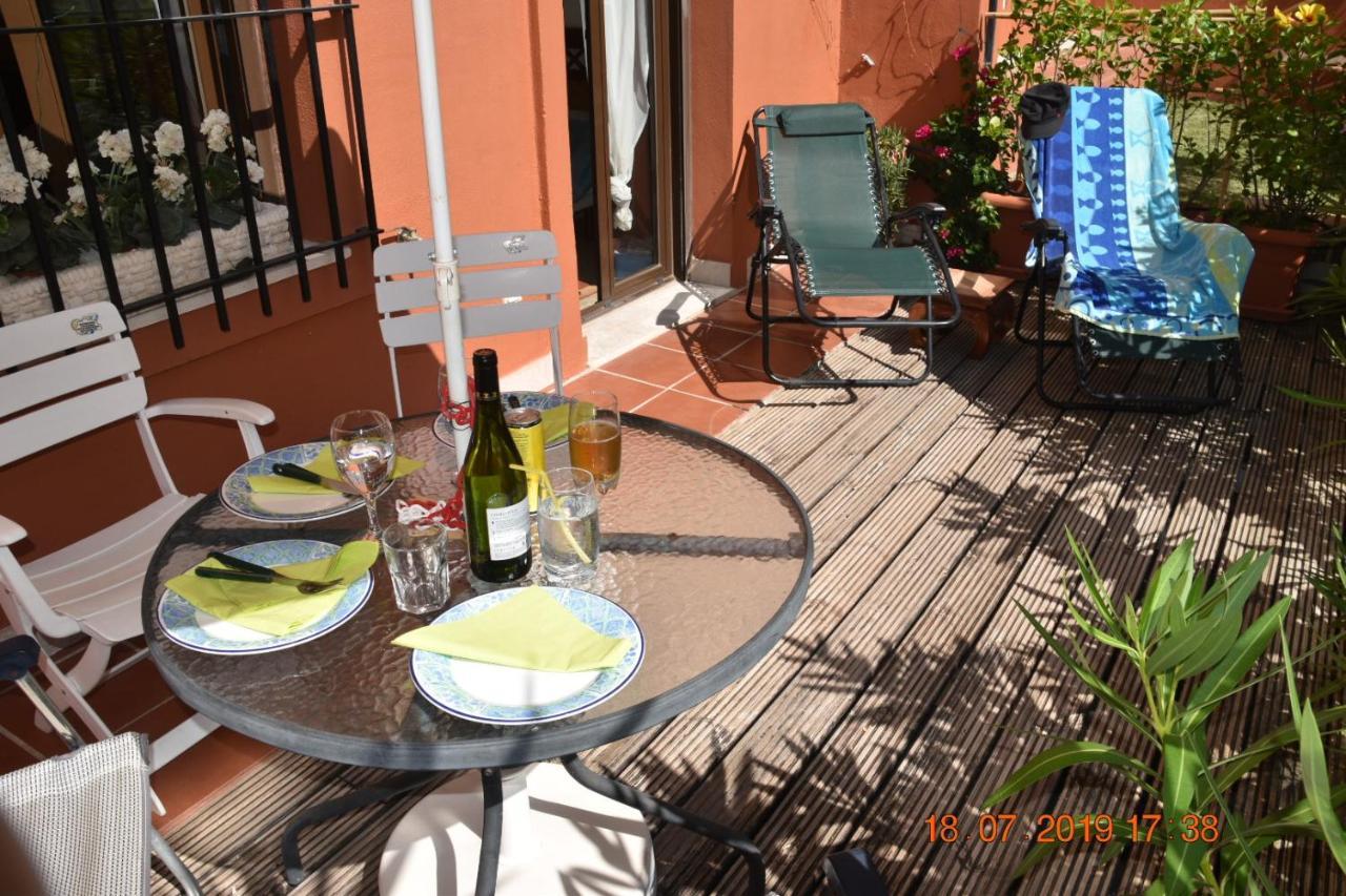 Luxury 2-Bedrooms & Bathrooms Estepona Apartment Екстериор снимка