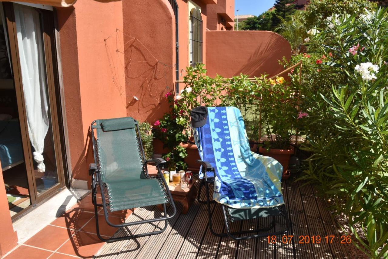 Luxury 2-Bedrooms & Bathrooms Estepona Apartment Екстериор снимка