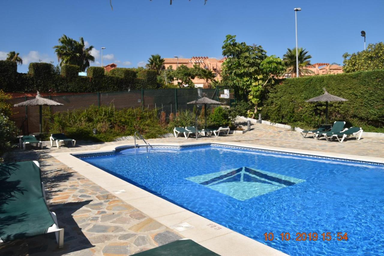 Luxury 2-Bedrooms & Bathrooms Estepona Apartment Екстериор снимка